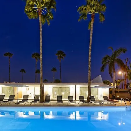 Sanom Only Adults Hotel
