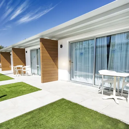 Sanom Only Adults Ξενοδοχείο 4*