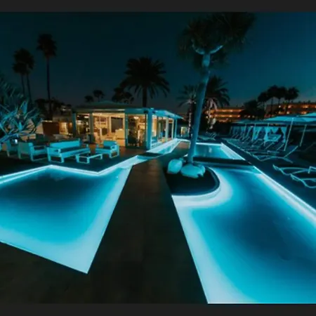 Sanom Only Adults 4*