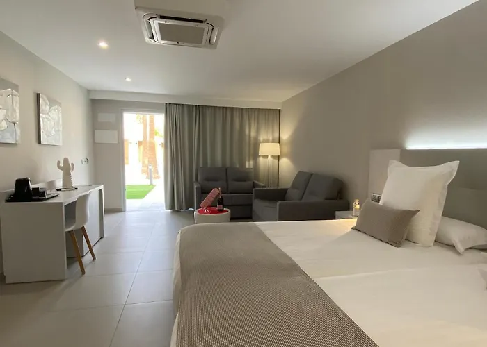 Hotel Sanom Only Adults 4*