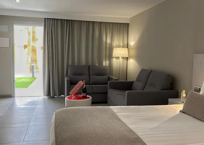 Sanom Only Adults Hotel