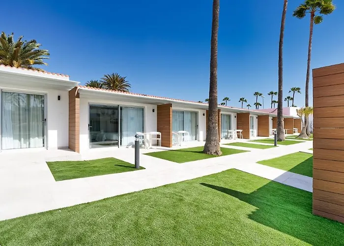 Sanom Only Adults Hotel